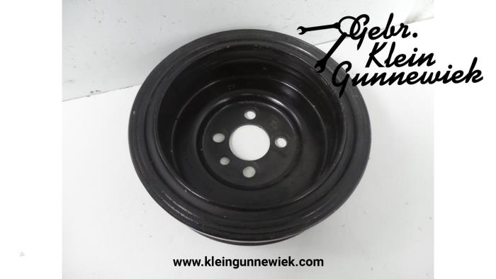 Krukas Poelie van een Volkswagen Arteon 2017