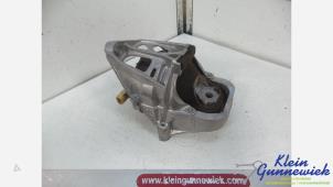 Begagnade Motorfäste Volkswagen Touareg Pris € 75,00 Marginaltabell erbjuds av Klein Gunnewiek Autodemontage & Motorentechniek