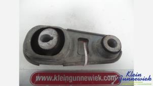 Gebruikte Versnellingsbak Steun Renault Talisman Prijs € 20,00 Margeregeling aangeboden door Klein Gunnewiek Autodemontage & Motorentechniek