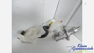 Begagnade Huvudcylinder Opel Zafira Pris € 65,00 Marginaltabell erbjuds av Klein Gunnewiek Autodemontage & Motorentechniek