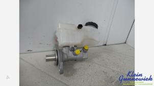 Gebruikte Hoofdremcilinder Dacia Sandero Prijs € 35,00 Margeregeling aangeboden door Klein Gunnewiek Autodemontage & Motorentechniek