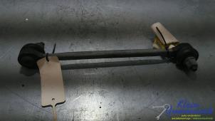 Używane Lacznik stabilizatora Skoda Fabia Cena € 15,00 Procedura marży oferowane przez Klein Gunnewiek Autodemontage & Motorentechniek