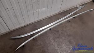 Gebruikte Roofrail links Opel Insignia Prijs € 125,00 Margeregeling aangeboden door Klein Gunnewiek Autodemontage & Motorentechniek