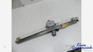 Begagnade Motor, dörrfönster Opel Vivaro Pris € 45,00 Marginaltabell erbjuds av Klein Gunnewiek Autodemontage & Motorentechniek