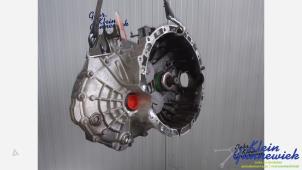 Używane Skrzynia biegów Mercedes CLA Cena € 395,00 Procedura marży oferowane przez Klein Gunnewiek Autodemontage & Motorentechniek