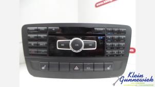 Begagnade Navigeringssystem Mercedes CLA Pris € 95,00 Marginaltabell erbjuds av Klein Gunnewiek Autodemontage & Motorentechniek