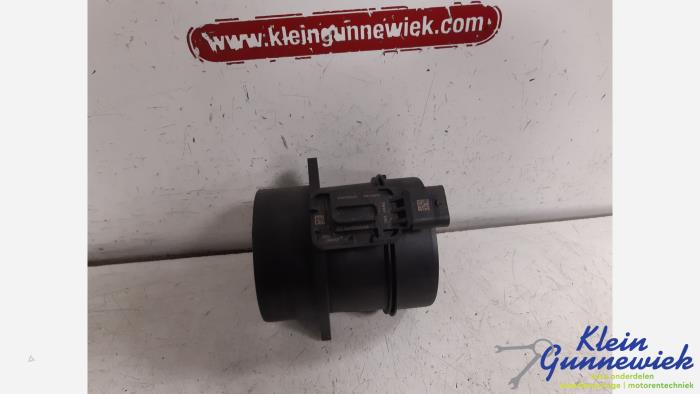 Luchthoeveelheidsmeter van een Mercedes CLA 2016