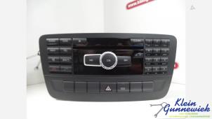 Begagnade Navigeringssystem Mercedes A-Klasse Pris € 95,00 Marginaltabell erbjuds av Klein Gunnewiek Autodemontage & Motorentechniek