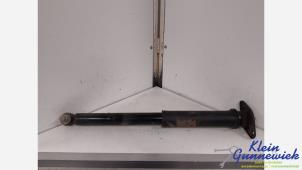 Używane Amortyzator lewy tyl MG ZS Cena € 40,00 Procedura marży oferowane przez Klein Gunnewiek Autodemontage & Motorentechniek