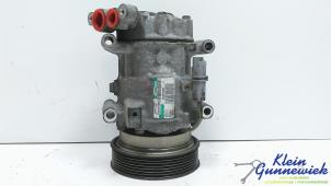 Begagnade Luftkonditioneringspump Renault Modus Pris € 35,00 Marginaltabell erbjuds av Klein Gunnewiek Autodemontage & Motorentechniek