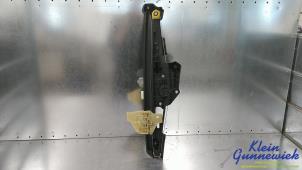 Begagnade Fönstermekanism, 4-dörrars, höger fram Renault Captur Pris € 95,00 Marginaltabell erbjuds av Klein Gunnewiek Autodemontage & Motorentechniek