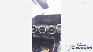 Gebruikte Luchtrooster Dashboard Mercedes B-Klasse Prijs € 25,00 Margeregeling aangeboden door Klein Gunnewiek Autodemontage & Motorentechniek