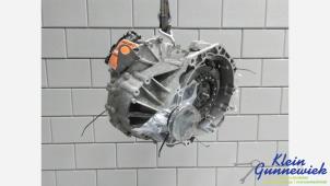 Używane Skrzynia biegów Volkswagen E-Golf Cena € 795,00 Procedura marży oferowane przez Klein Gunnewiek Autodemontage & Motorentechniek