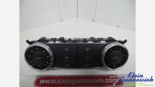 Begagnade Värmekontrollpanel Mercedes SLK Pris € 100,00 Marginaltabell erbjuds av Klein Gunnewiek Autodemontage & Motorentechniek