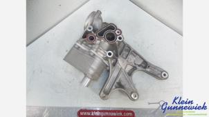 Begagnade Oljefilterhus Audi Q5 Pris € 75,00 Marginaltabell erbjuds av Klein Gunnewiek Autodemontage & Motorentechniek