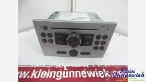 Gebruikte Radio CD Speler Opel Meriva Prijs € 45,00 Margeregeling aangeboden door Klein Gunnewiek Autodemontage & Motorentechniek
