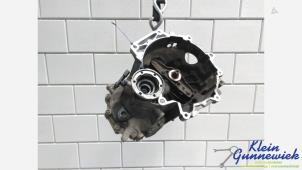 Używane Skrzynia biegów Volkswagen Polo Cena € 100,00 Procedura marży oferowane przez Klein Gunnewiek Autodemontage & Motorentechniek