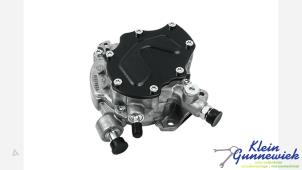 Nowe Pompa prózniowa (Diesel) Volkswagen Transporter Cena € 278,30 Z VAT oferowane przez Klein Gunnewiek Autodemontage & Motorentechniek