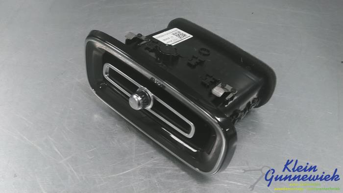 Luftmunstycke, instrumentbräda från en Volvo XC40 2022