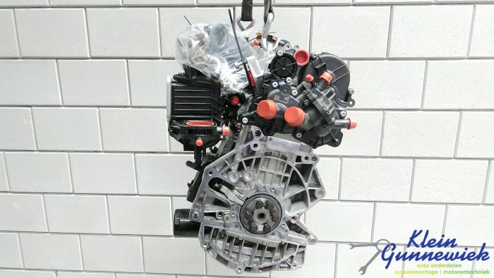 Engine Volkswagen E-Golf - 04E100033B CHPA