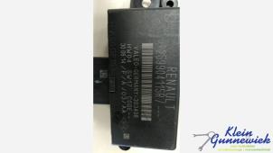 Begagnade PDC-modul Renault Captur Pris € 50,00 Marginaltabell erbjuds av Klein Gunnewiek Autodemontage & Motorentechniek