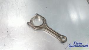 Begagnade Vevstake Volkswagen Golf Pris € 85,00 Marginaltabell erbjuds av Klein Gunnewiek Autodemontage & Motorentechniek