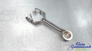 Begagnade Vevstake Opel Movano Pris € 100,00 Marginaltabell erbjuds av Klein Gunnewiek Autodemontage & Motorentechniek