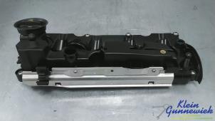 Begagnade Vipparmskåpa Volkswagen Golf Sportsvan Pris € 60,00 Marginaltabell erbjuds av Klein Gunnewiek Autodemontage & Motorentechniek