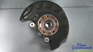 Begagnade Spindel, vänster fram Volkswagen Golf Pris € 110,00 Marginaltabell erbjuds av Klein Gunnewiek Autodemontage & Motorentechniek