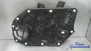 Gebruikte Ruitmechaniek 4Deurs rechts-voor Ford Focus Prijs € 75,00 Margeregeling aangeboden door Klein Gunnewiek Autodemontage & Motorentechniek