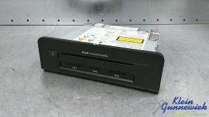 Begagnade Kontrollenhet, multimedia Audi SQ5 Pris € 895,00 Marginaltabell erbjuds av Klein Gunnewiek Autodemontage & Motorentechniek