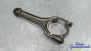 Begagnade Vevstake Volkswagen Golf Pris € 85,00 Marginaltabell erbjuds av Klein Gunnewiek Autodemontage & Motorentechniek