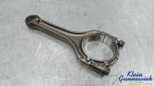 Begagnade Vevstake Volkswagen Golf Pris € 85,00 Marginaltabell erbjuds av Klein Gunnewiek Autodemontage & Motorentechniek