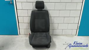 Begagnade Säte, vänster Opel Agila Pris € 75,00 Marginaltabell erbjuds av Klein Gunnewiek Autodemontage & Motorentechniek
