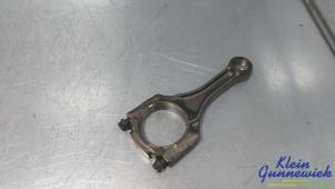 Gebruikte Drijfstang BMW 7-Serie Prijs € 110,00 Margeregeling aangeboden door Klein Gunnewiek Autodemontage & Motorentechniek