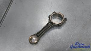 Begagnade Vevstake Volkswagen Passat Pris € 75,00 Marginaltabell erbjuds av Klein Gunnewiek Autodemontage & Motorentechniek