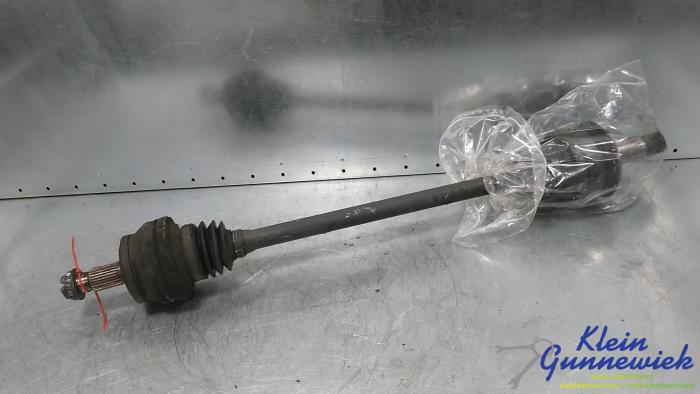 Drivaxel, höger bak från en Mercedes C-Klasse 2010