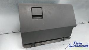 Begagnade Handskfack Opel Zafira Pris € 45,00 Marginaltabell erbjuds av Klein Gunnewiek Autodemontage & Motorentechniek