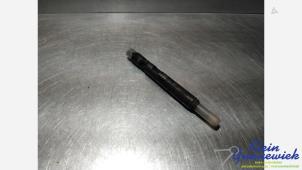 Gebruikte Verstuiver (diesel) Renault Kangoo Prijs € 75,00 Margeregeling aangeboden door Klein Gunnewiek Autodemontage & Motorentechniek