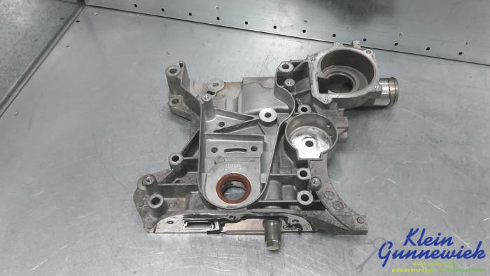 Kamremsskydd från en Opel Astra 2012