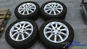 Gebruikte Velgen set + banden Opel Meriva Prijs € 245,00 Margeregeling aangeboden door Klein Gunnewiek Autodemontage & Motorentechniek