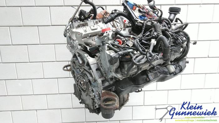 Motor från en BMW M5 2014