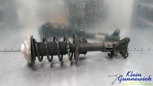 Gebruikte Veerpoot links-voor Mercedes E-Klasse Prijs € 60,00 Margeregeling aangeboden door Klein Gunnewiek Autodemontage & Motorentechniek