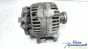 Gebruikte Dynamo Volkswagen Golf Prijs € 30,00 Margeregeling aangeboden door Klein Gunnewiek Autodemontage & Motorentechniek