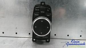 Używane Przelacznik interfejsu czlowiek-maszyna BMW 3-Serie Cena € 85,00 Procedura marży oferowane przez Klein Gunnewiek Autodemontage & Motorentechniek