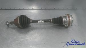 Gebruikte Aandrijfas links-voor Volkswagen Caddy Prijs € 169,00 Margeregeling aangeboden door Klein Gunnewiek Autodemontage & Motorentechniek