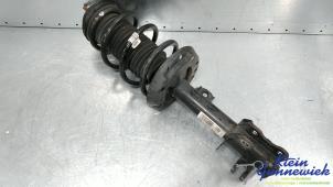 Begagnade Stötdämparstång, vänster fram Opel Corsa Pris € 45,00 Marginaltabell erbjuds av Klein Gunnewiek Autodemontage & Motorentechniek