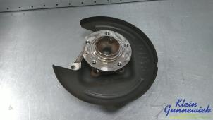 Używane Tylna piasta kola Peugeot Partner Cena € 75,00 Procedura marży oferowane przez Klein Gunnewiek Autodemontage & Motorentechniek