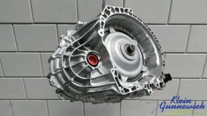 Używane Skrzynia biegów BMW 1-Serie Cena € 1.995,00 Procedura marży oferowane przez Klein Gunnewiek Autodemontage & Motorentechniek