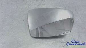 Begagnade Spegelglas, höger Volkswagen T-Roc Pris € 25,00 Marginaltabell erbjuds av Klein Gunnewiek Autodemontage & Motorentechniek